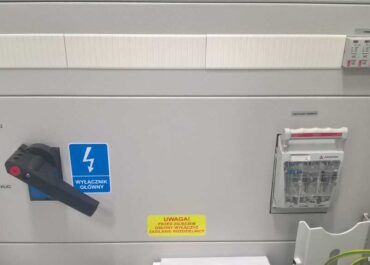 SII, biurowiec EQUAL BUSINESS PARK przy ul. Wielickiej 28 w Krakowie, CAVATINA - rozdzielnia elektryczna